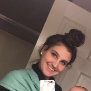 Meet your Posher, Alexis